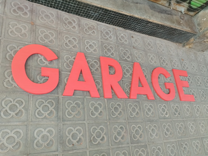 cartel garaje letras madera opcion g o j 40x26-33x1.8 1u